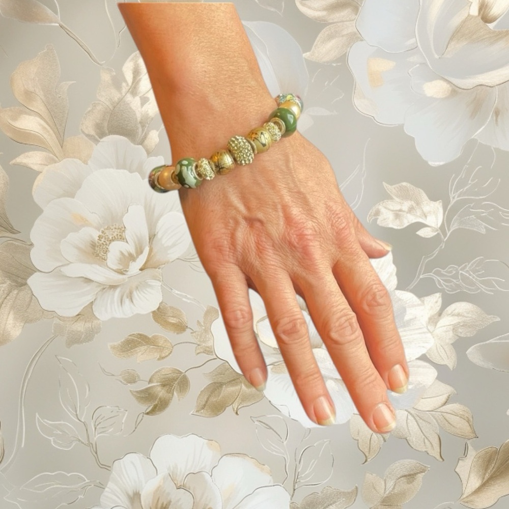 Bracelet Snake Sterling Silver .925 Murano Beads Gold Green Pink Charms NWOT